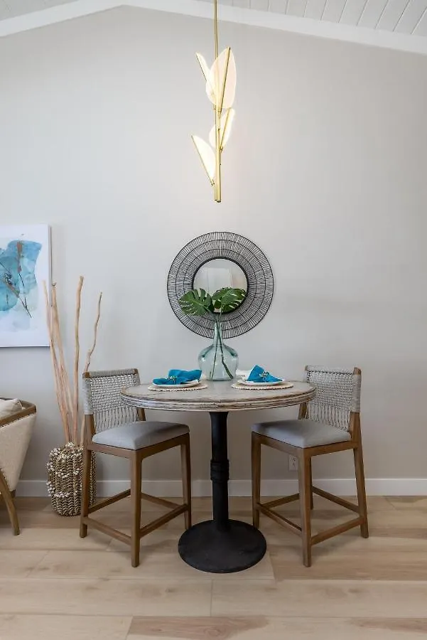 Napili Shores A202 Of Studio Condo カハナ